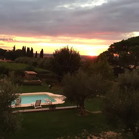 Domus Rosae Bed and Breakfast