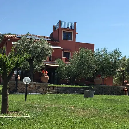 Domus Rosae Bed and Breakfast *