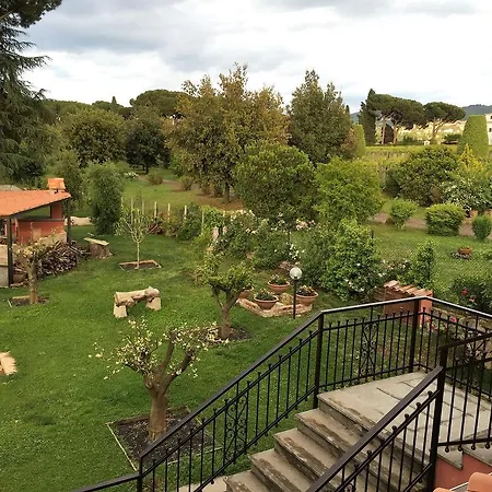 Bed and Breakfast Domus Rosae Frascati